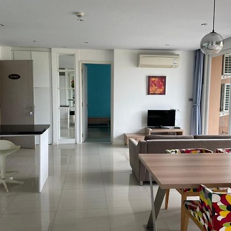 Atlantis Condo Resort Jomtien Екстериор снимка