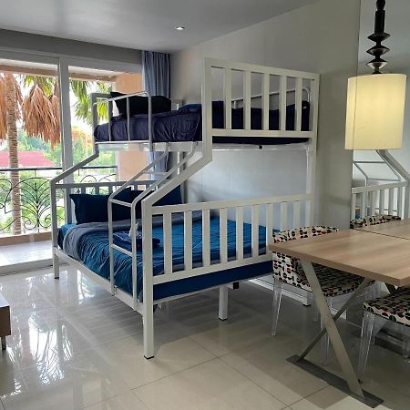 Atlantis Condo Resort Jomtien Екстериор снимка