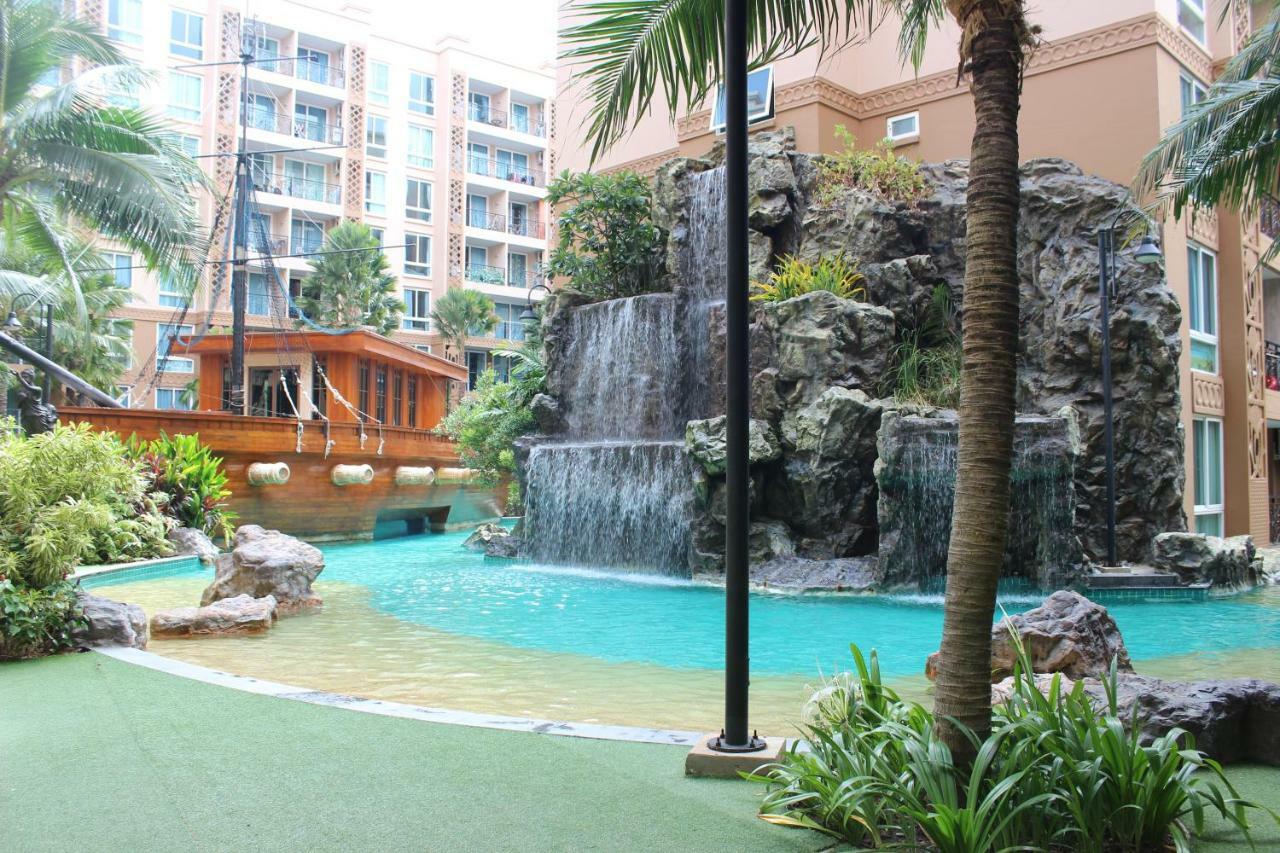 Atlantis Condo Resort Jomtien Екстериор снимка