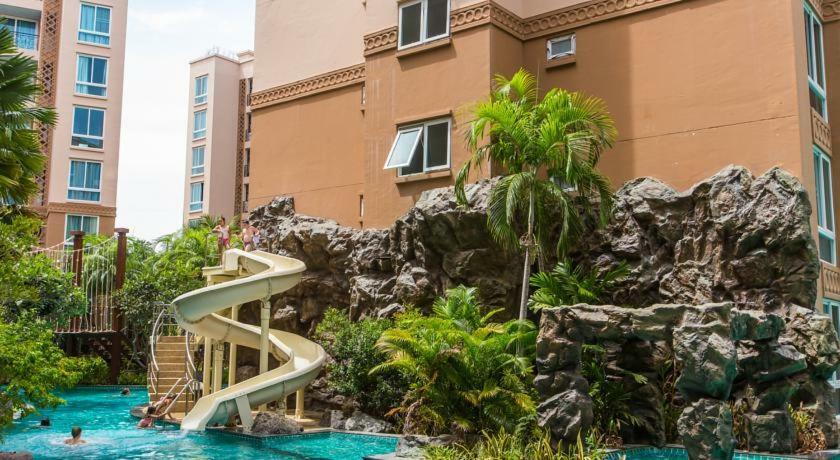 Atlantis Condo Resort Jomtien Екстериор снимка