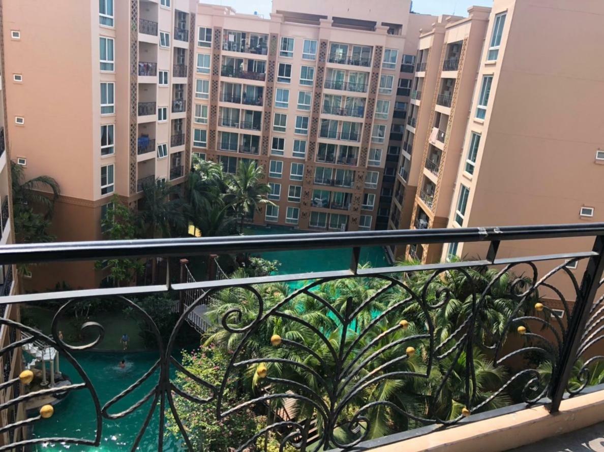 Atlantis Condo Resort Jomtien Екстериор снимка